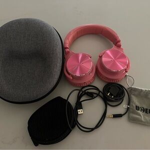 Cowin E7 Bluetooth Noise Canceling Headphones with Case